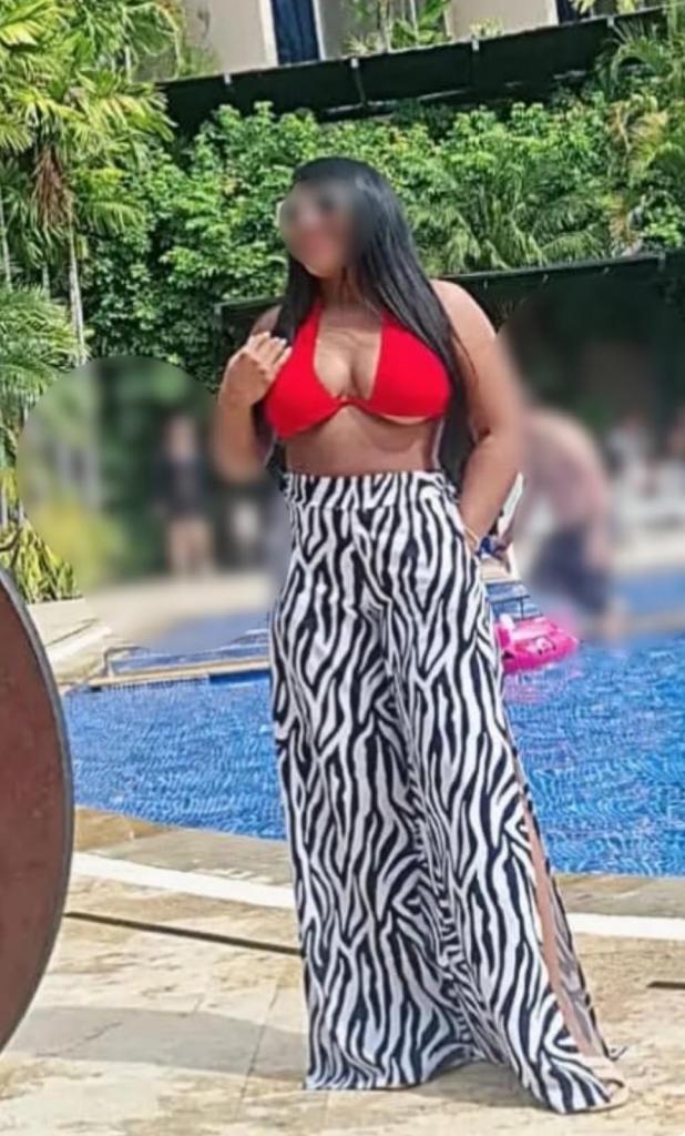 Chica busca chico en Granada: 
