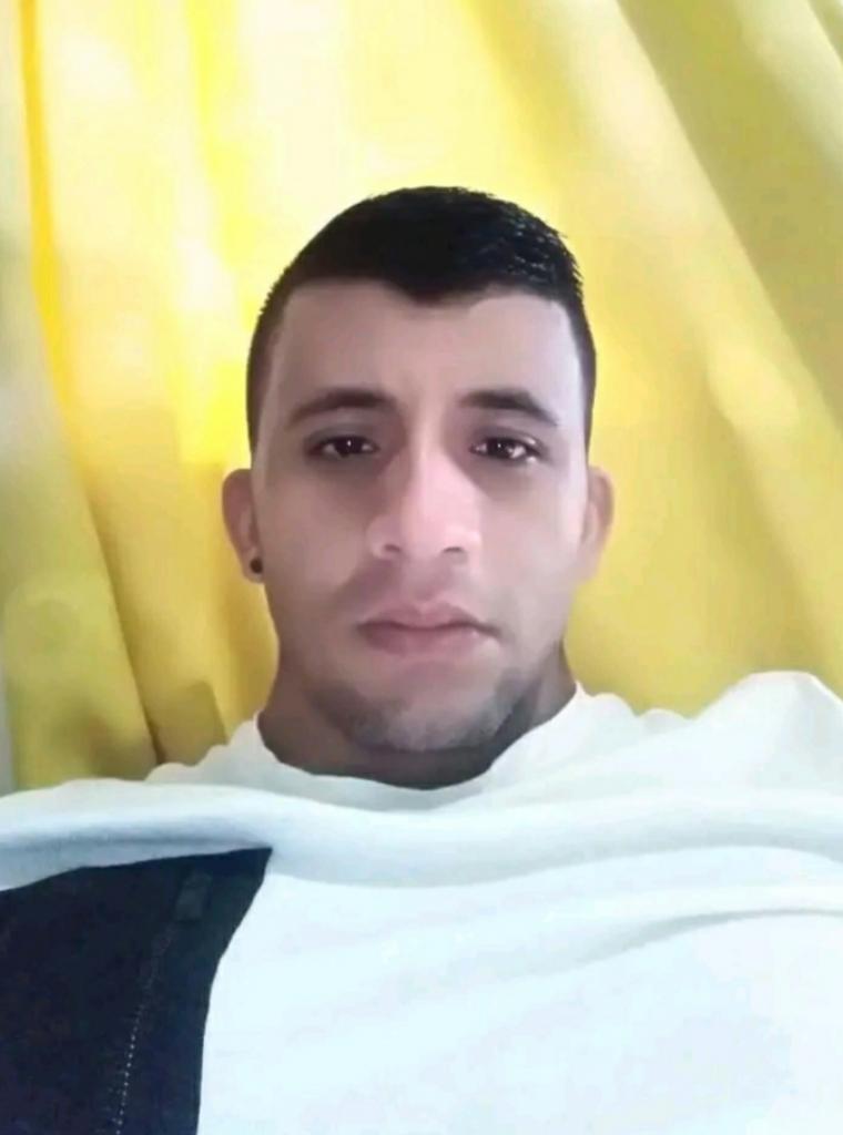 633123917: Chico busca chica en Vizcaya
