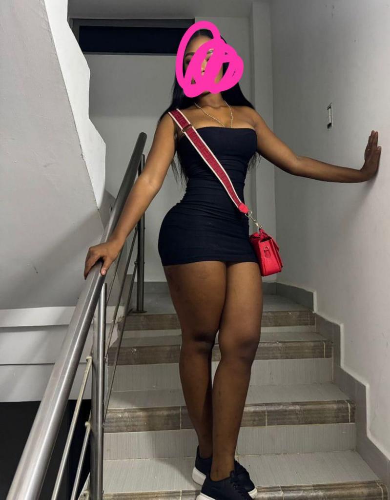 Chica busca chico en Orense: 