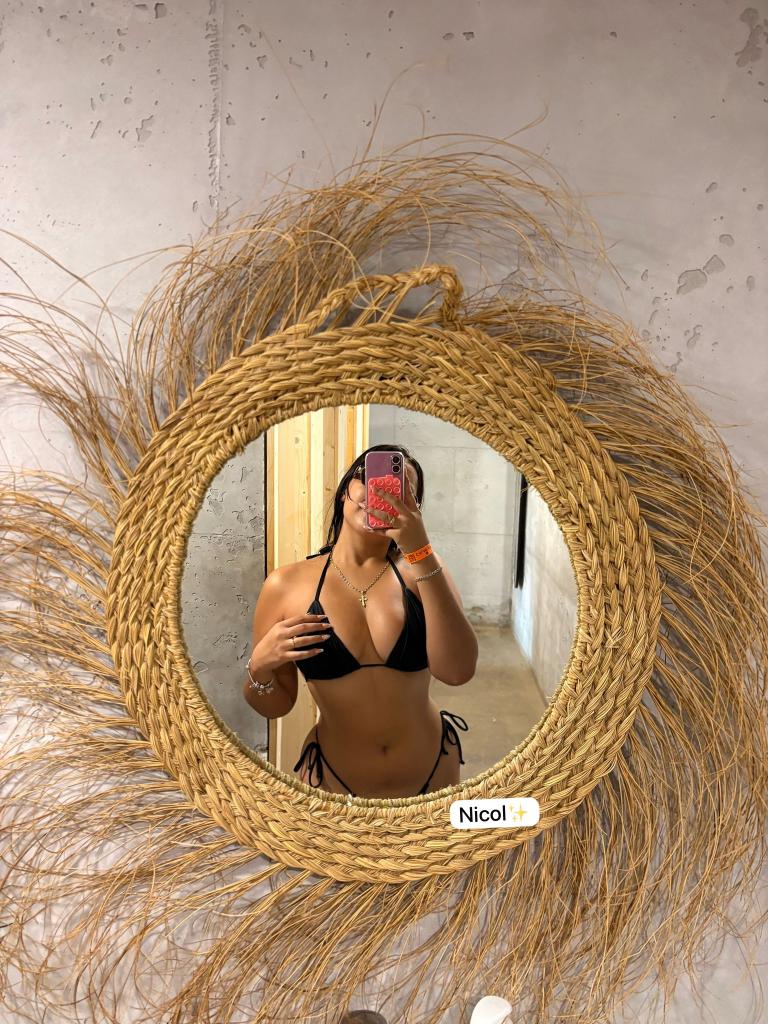 Chica busca chico en Valencia: Chica busca chico