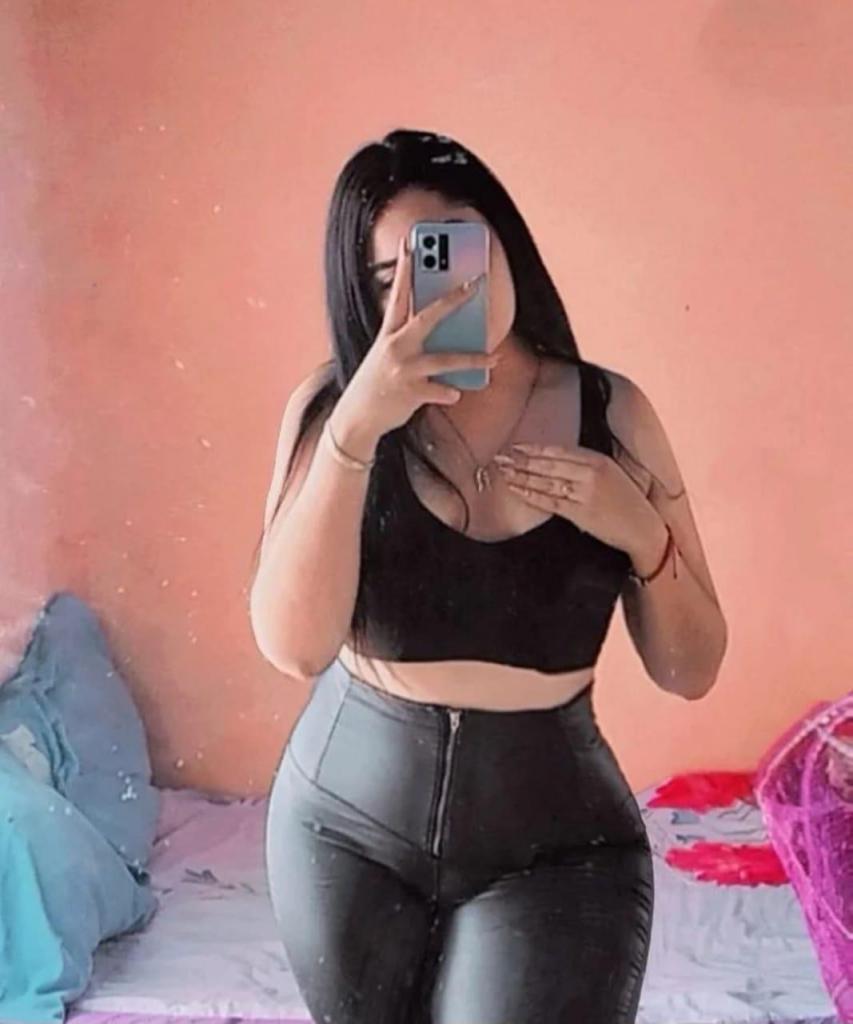 Chica busca chico en Murcia: 