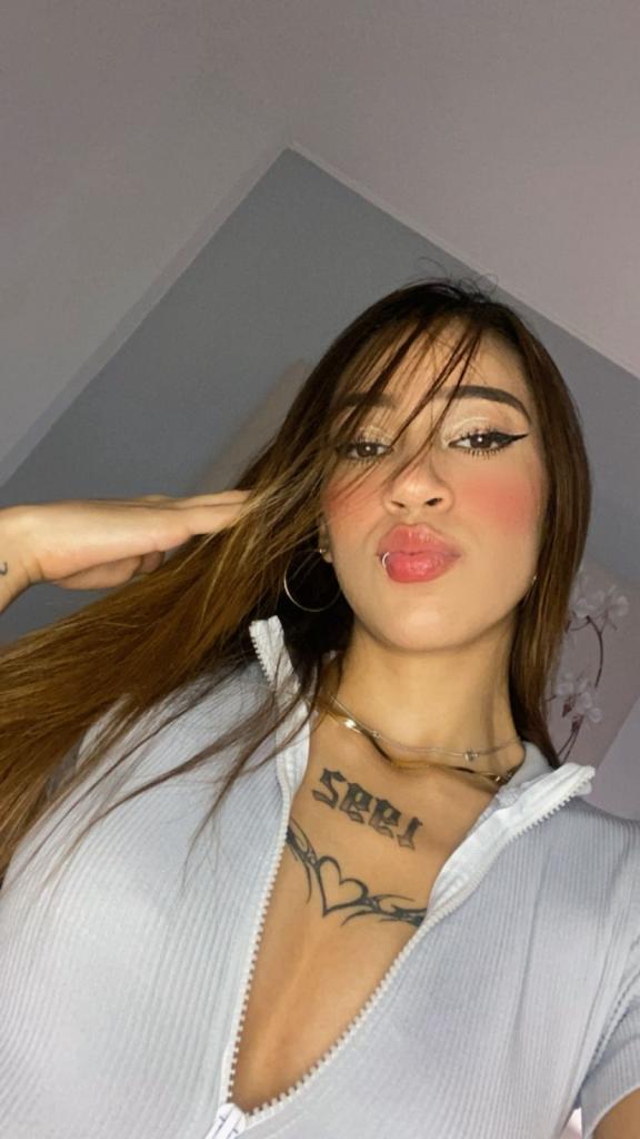 Chica busca chico en Las Palmas: Chica busca chico
