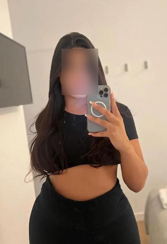 Chica busca chico en Lugo: 