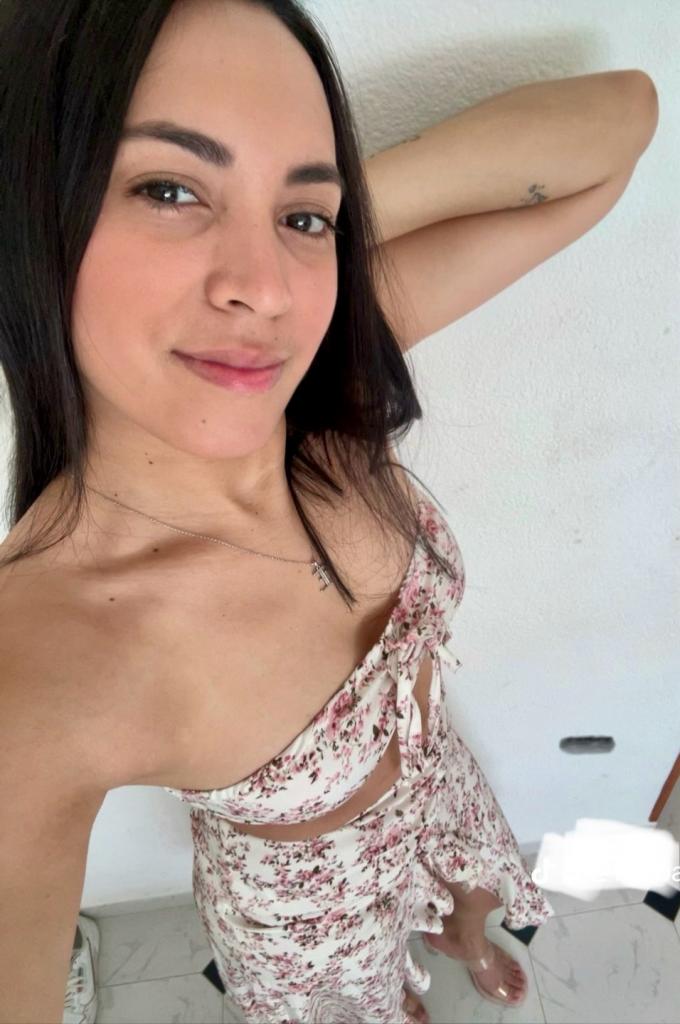 Chica busca chico en Cádiz: 