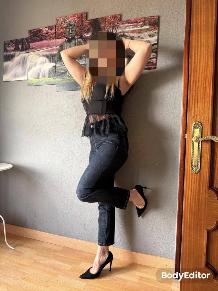 Chica busca chico en Asturias: 