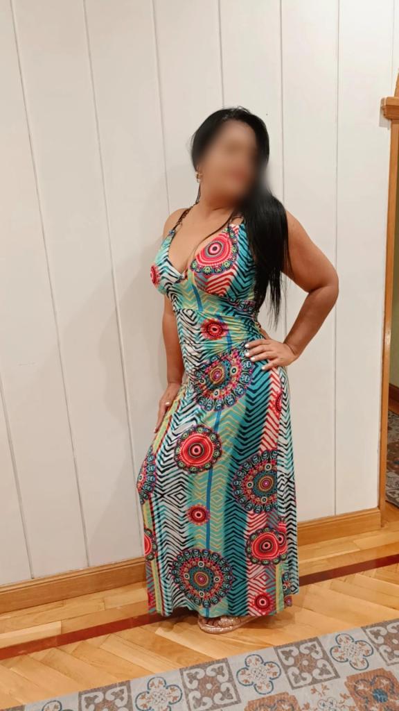641863187: Chica busca chico en Orense
