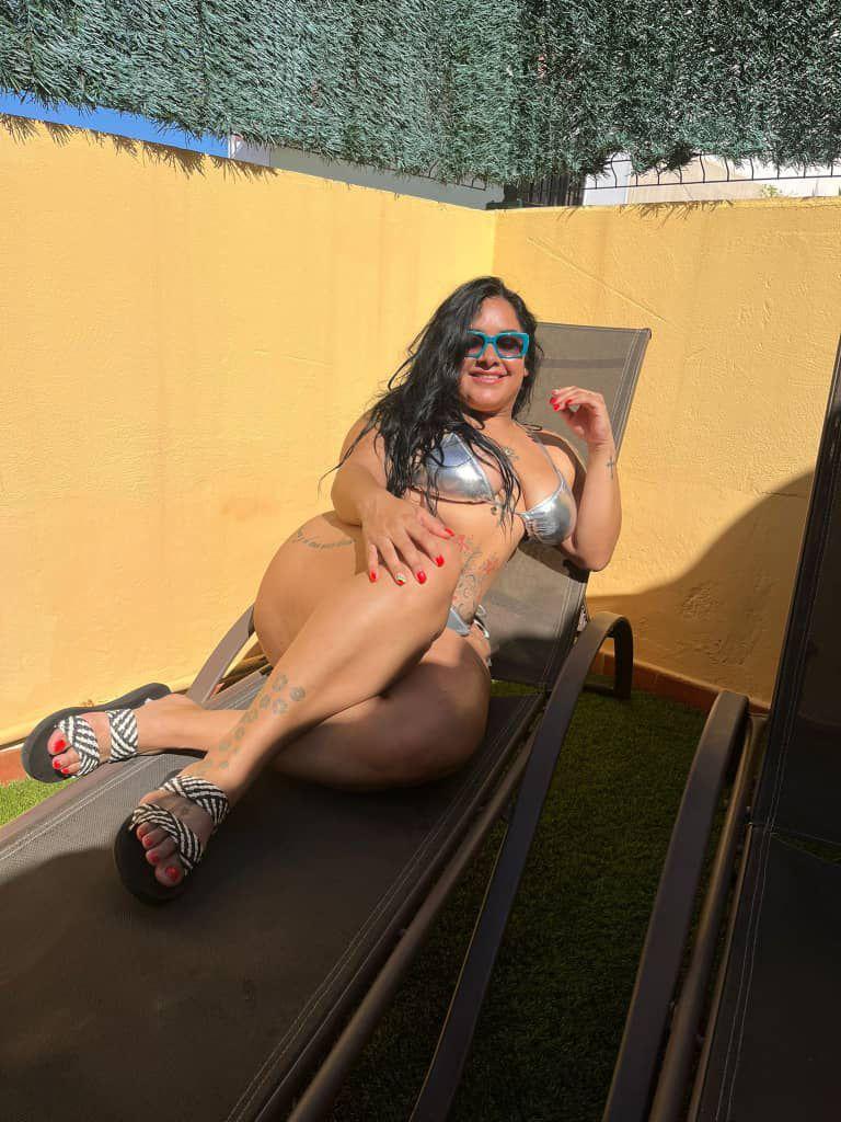Chica busca chico en Jaén: 