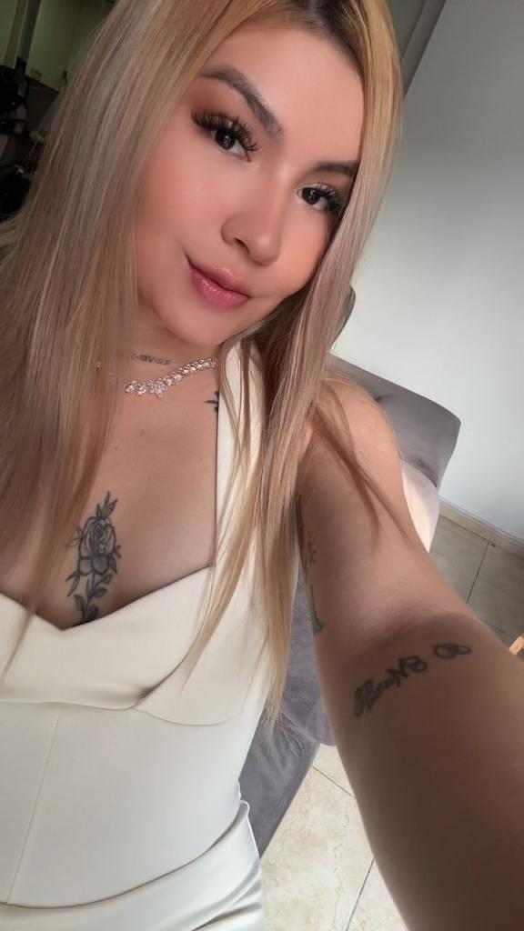 Chica busca chico en Alicante: Chica busca chico