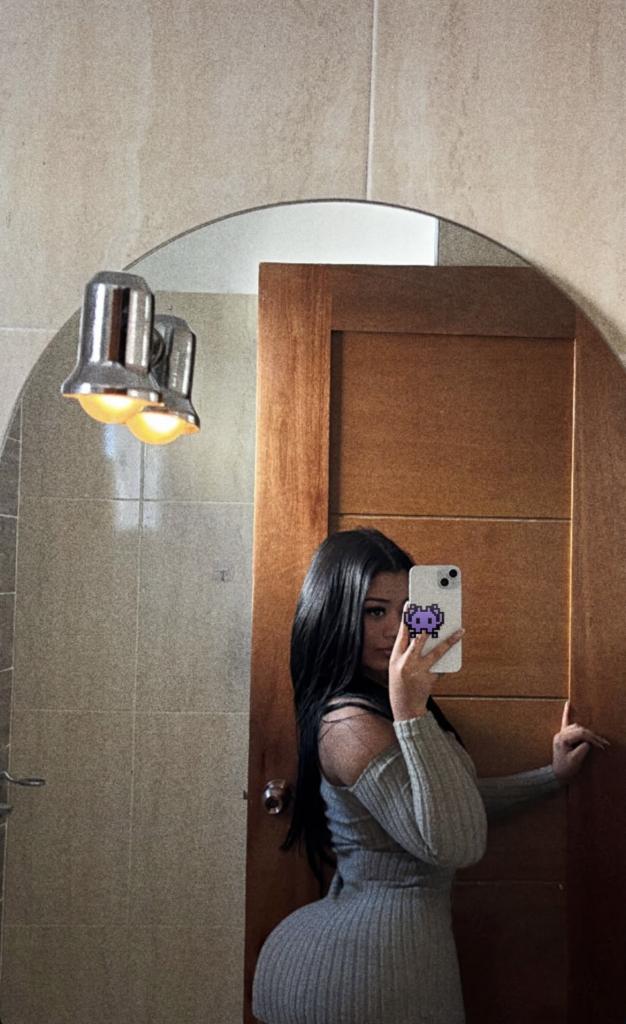 Chica busca chico en Cádiz: 