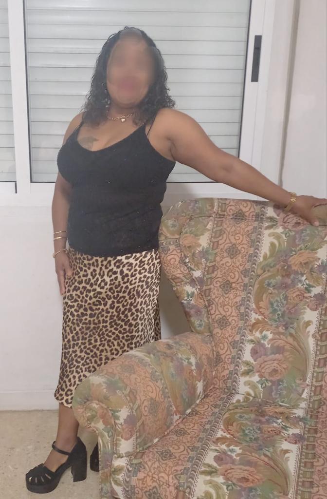 624448922: Chica busca chico en La Coruña