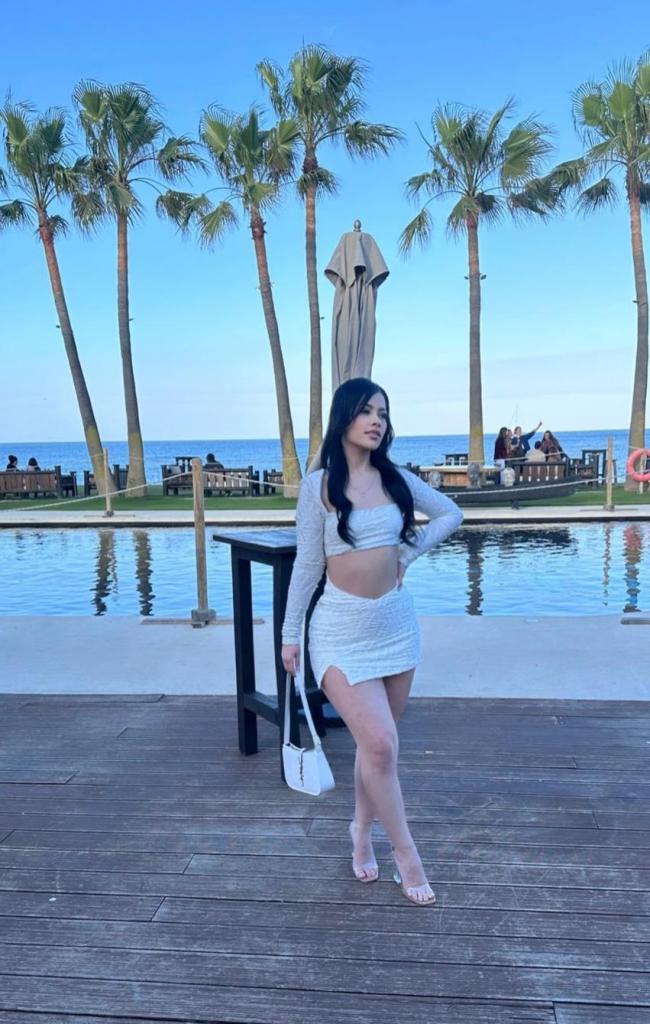 613219266: Chica busca chico en Cádiz