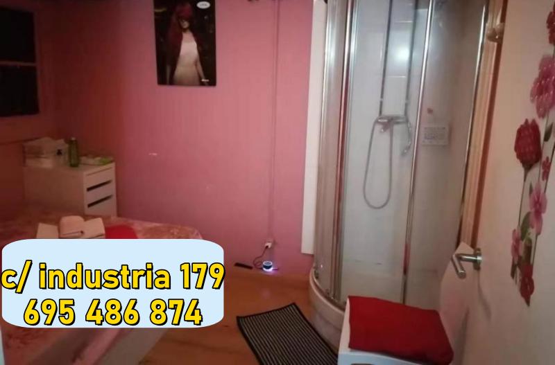 Chica busca chico en Barcelona: 
