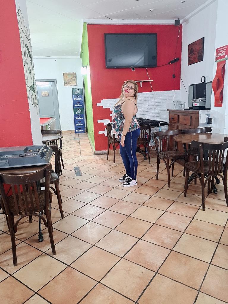 Chica busca chico en La Rioja: 