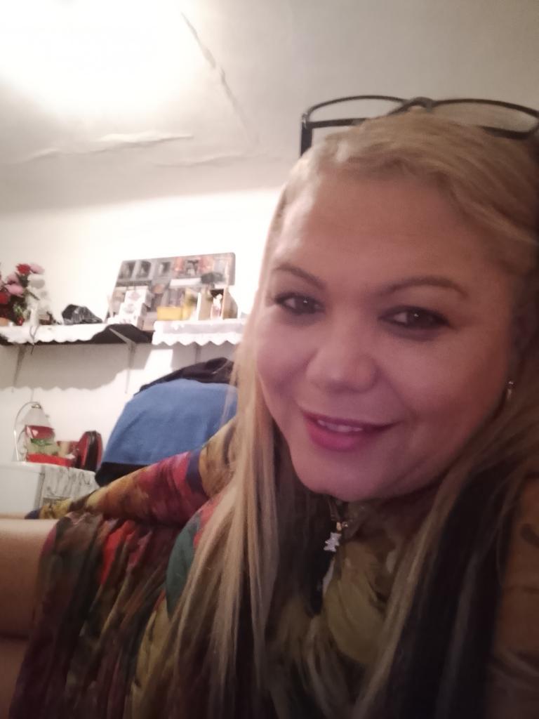 Chica busca chico en La Rioja: 