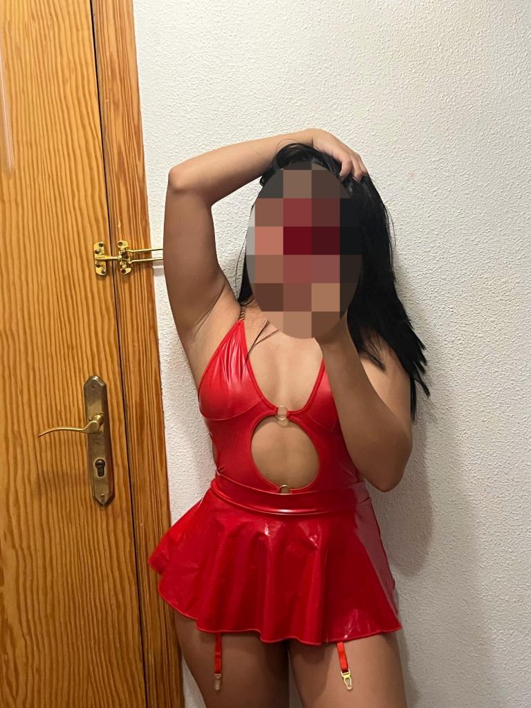 Chica busca chico en Almería: 