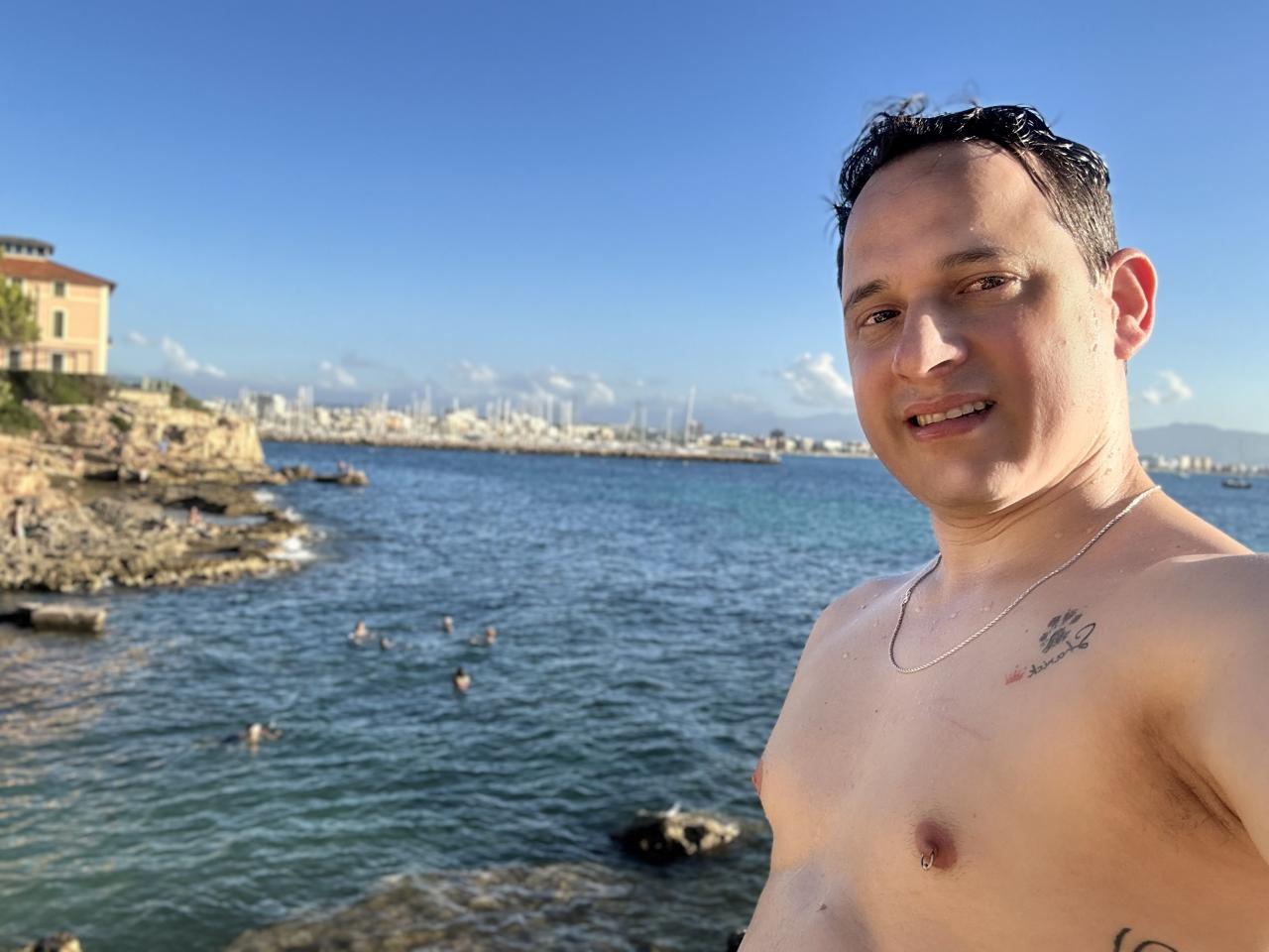 Chico busca chica en Mallorca: 