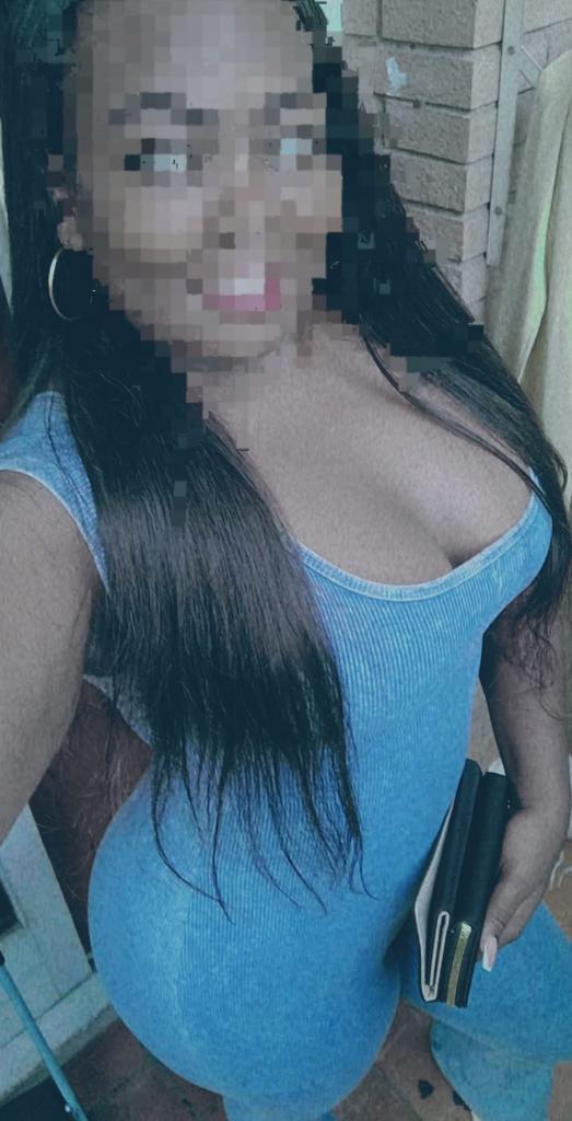 Chica busca chico en Sevilla: 