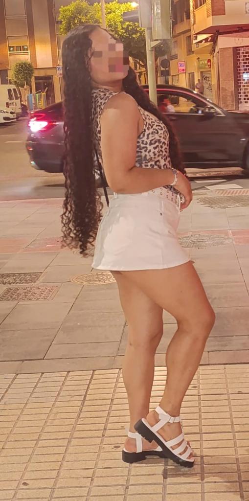 Chica busca chico en Alicante: 