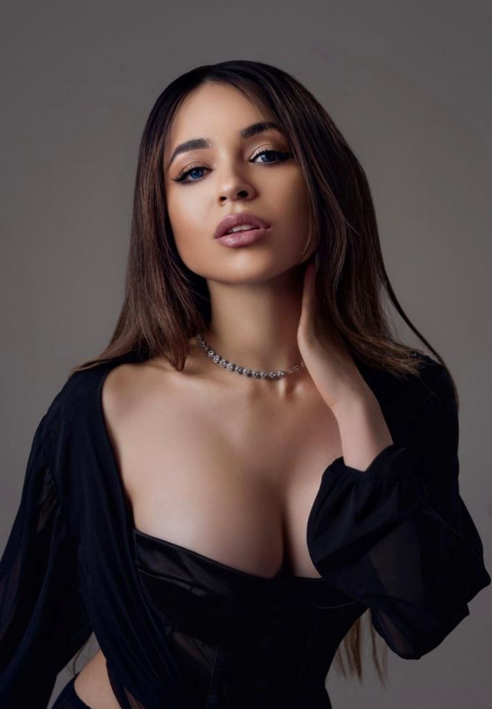 680726959: Chica busca chico en Madrid