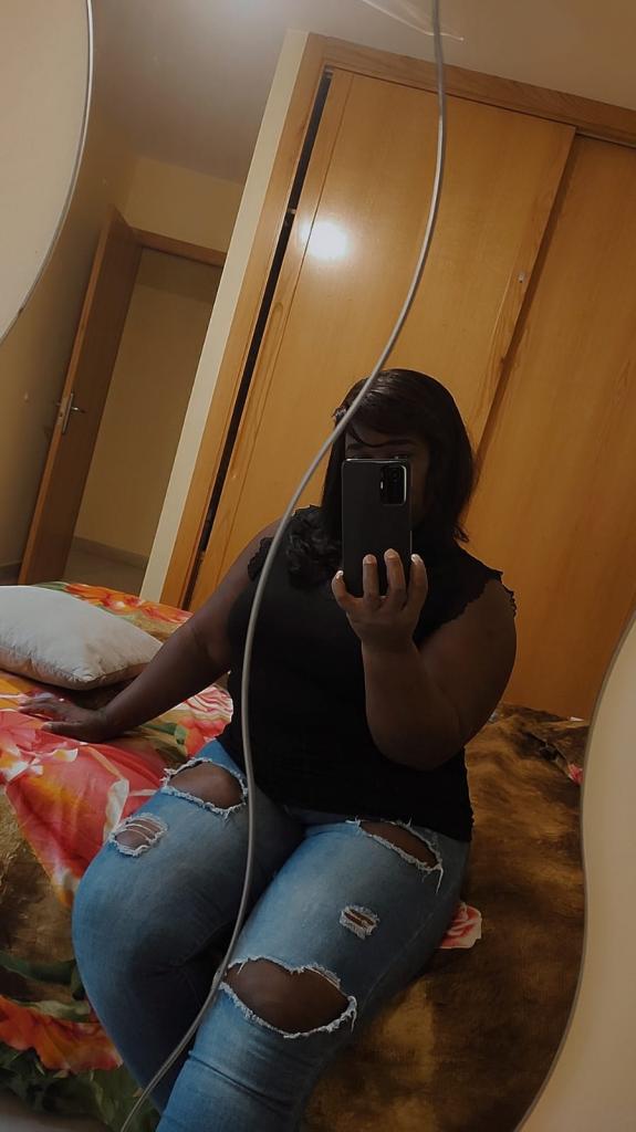 Chica busca chico en Tenerife: 