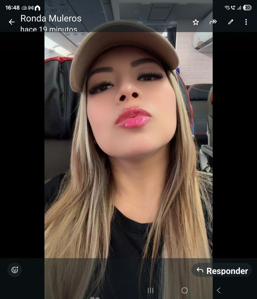 Chica busca chico en Cádiz: 