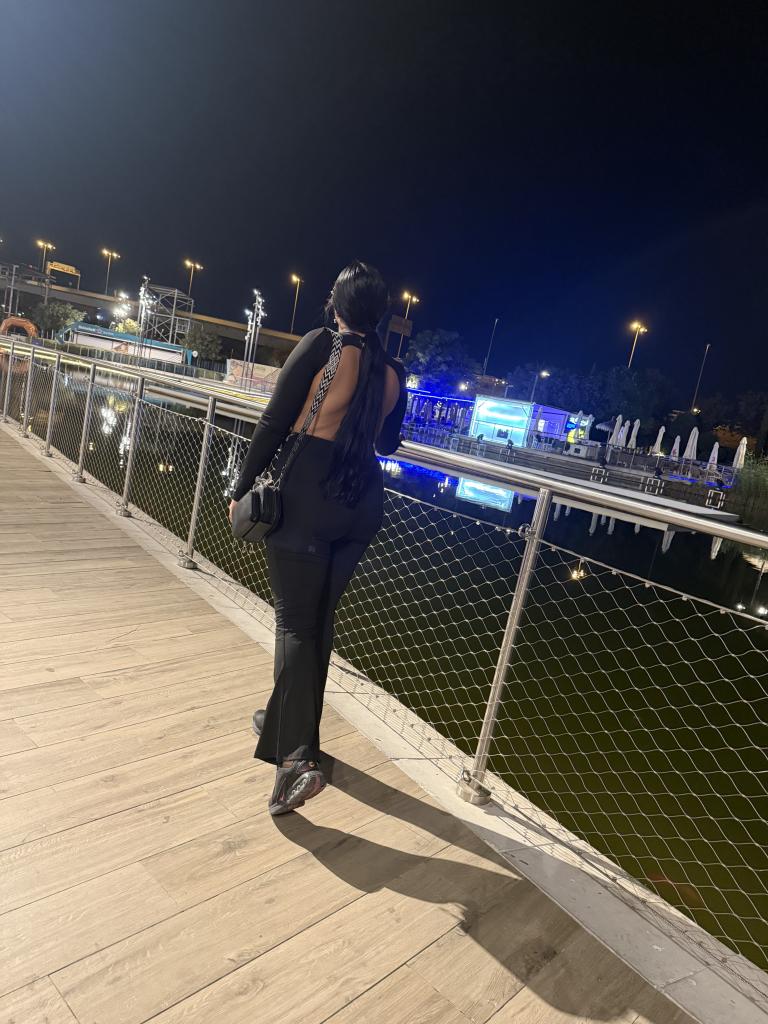 Chica busca chico en Sevilla: 