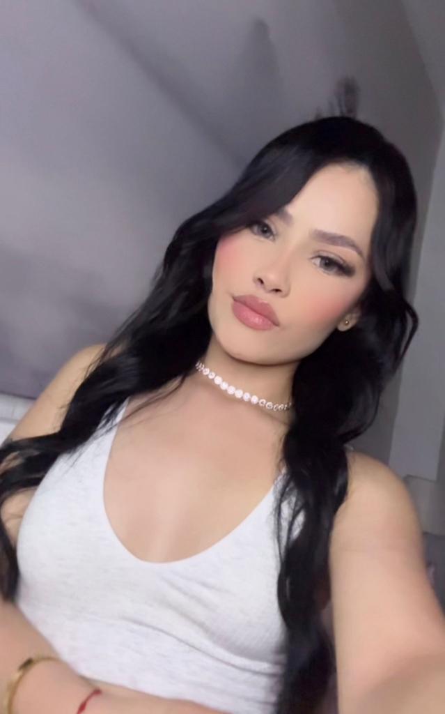 613219266: Chica busca chico en Cádiz