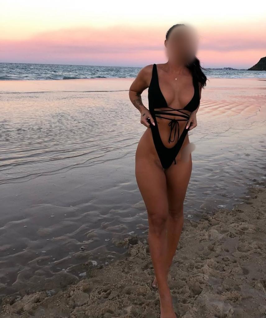 Chica busca chico en Tenerife: 