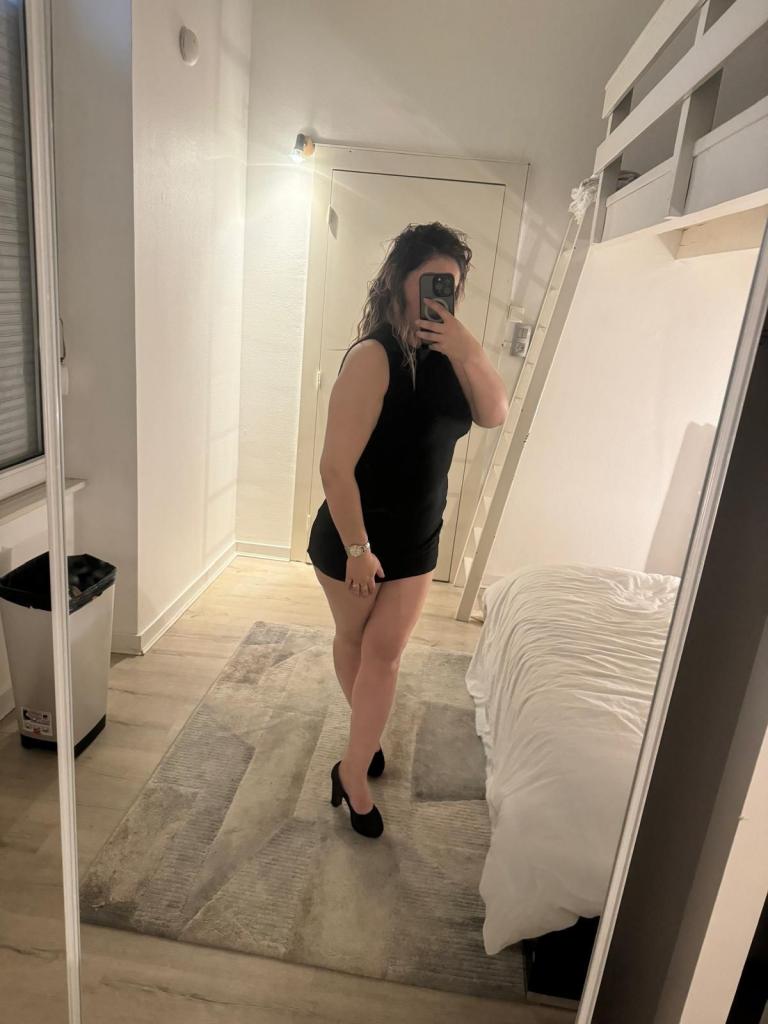 Chica busca chico en Orense: 