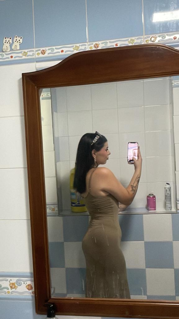 642338446: Chica busca chico en Málaga