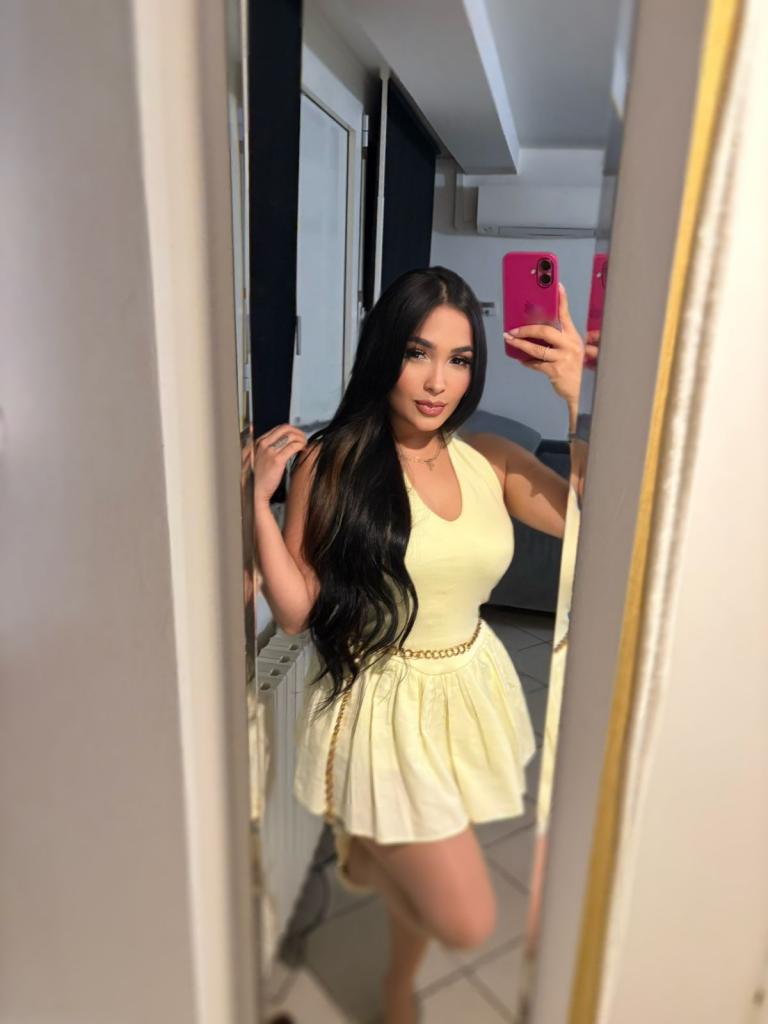 672290794: Chica busca chico en Valencia