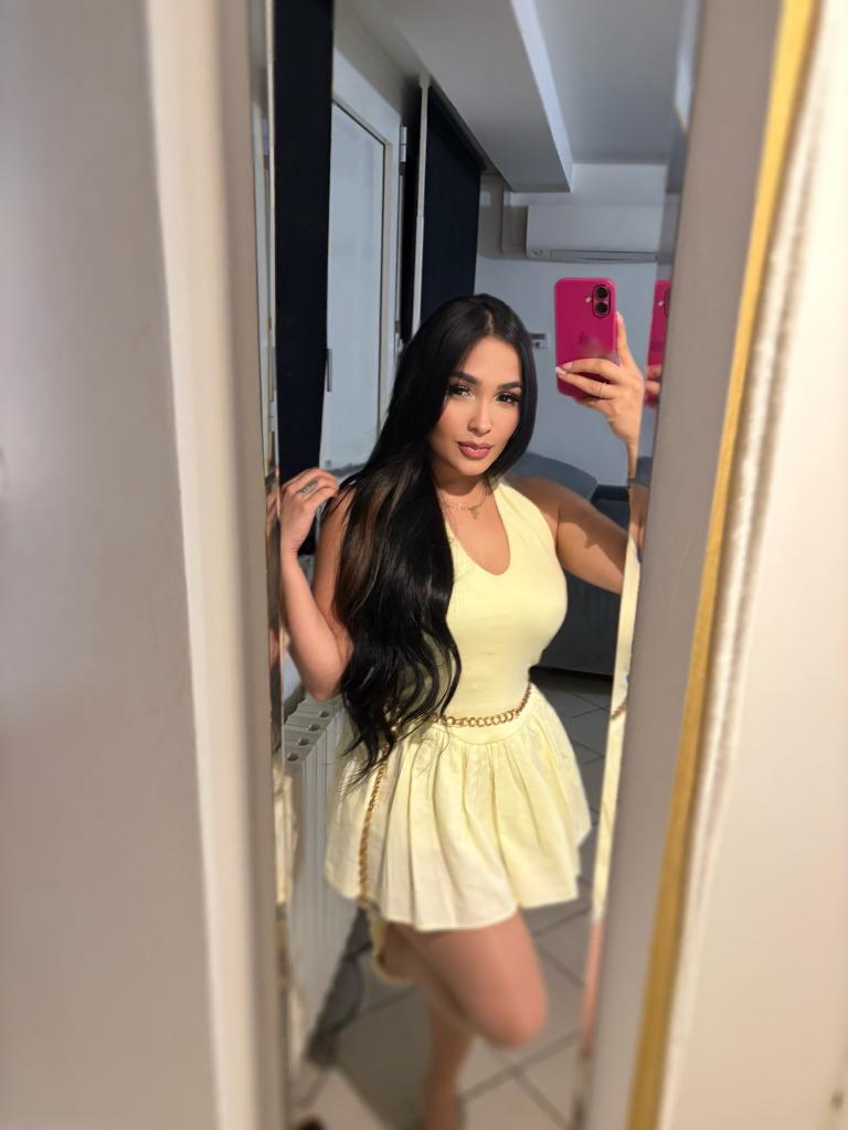 672290794: Chica busca chico en Valencia