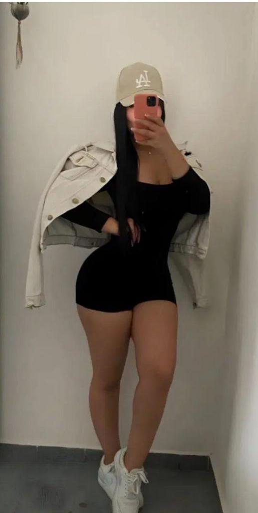 Chica busca chico en Sevilla: 