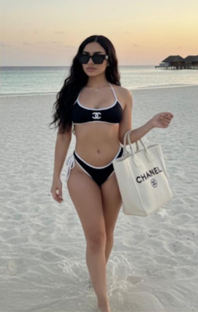 Chica busca chico en Ibiza: 