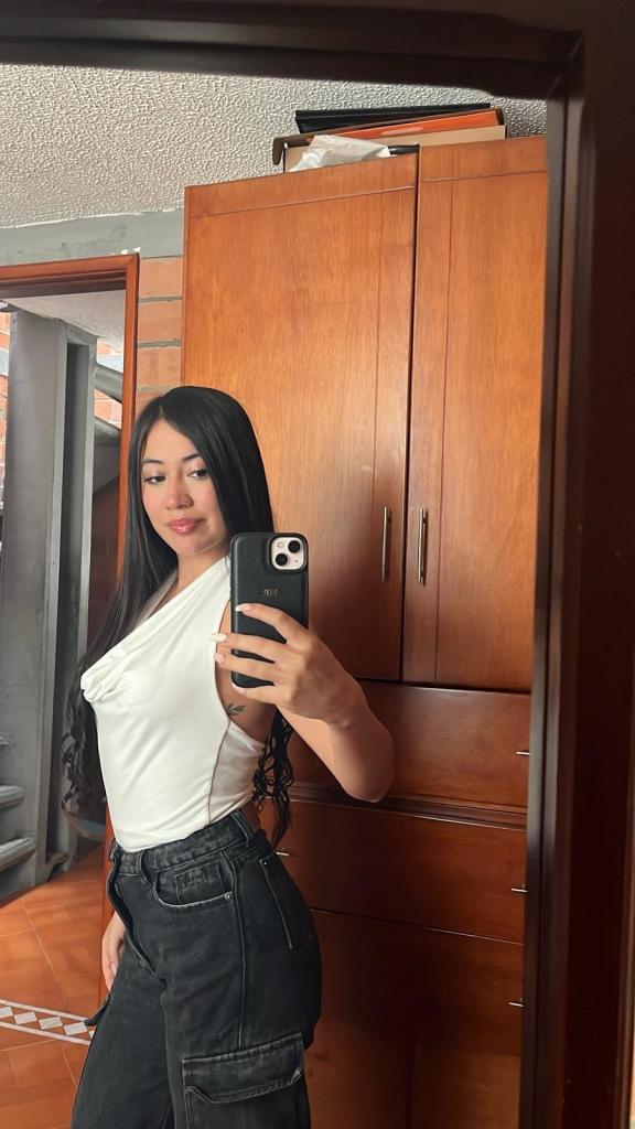 624008900: Chica busca chico en Murcia