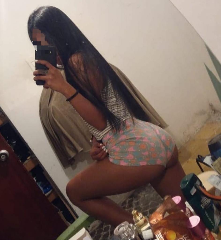 623326085: Chica busca chico en Burgos