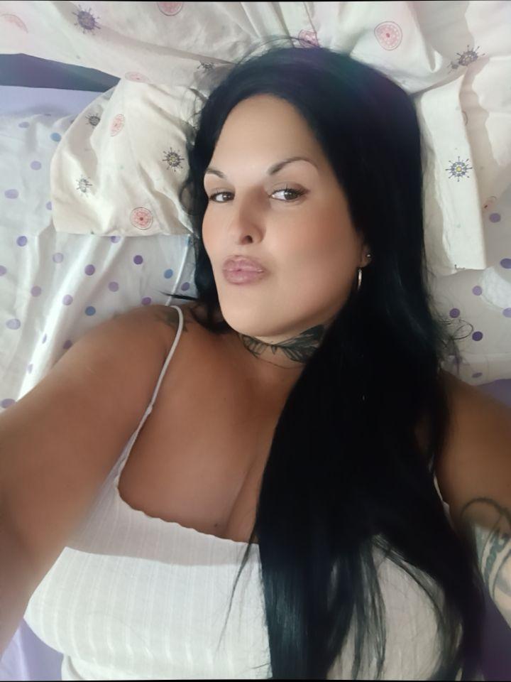 Chica busca chico en Sevilla: 