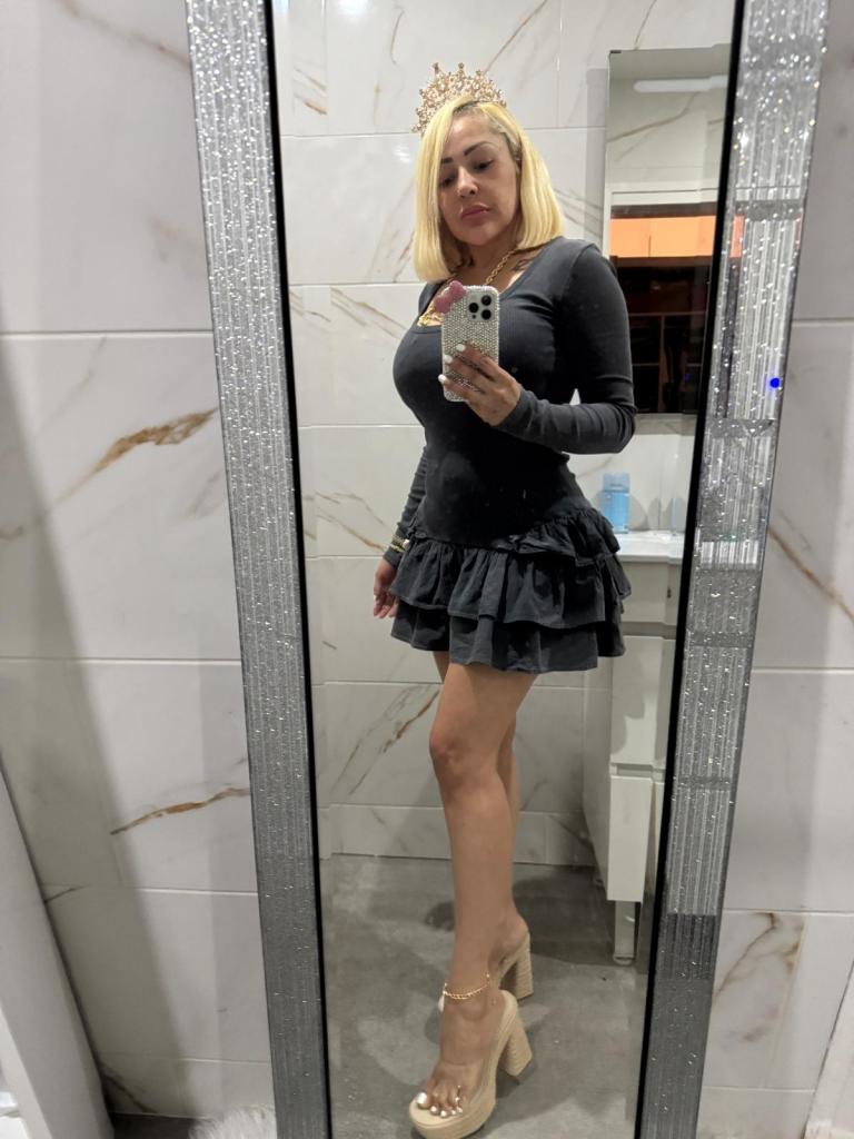 Chica busca chico en Cantabria: 
