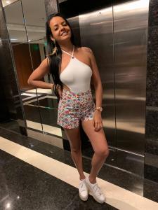 657396426: Chica busca chico en Barcelona