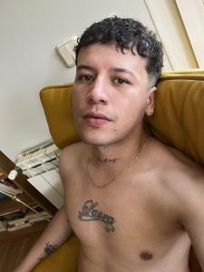 677041271: Chico busca chica en Madrid