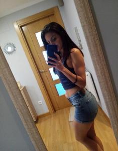 643189591: Chica busca chico en Zaragoza
