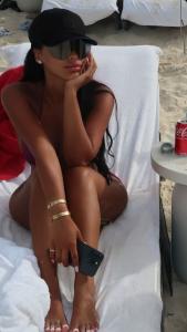 602563975: Chica busca chico en Ibiza