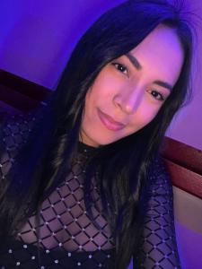 614259667: Chica busca chico en Cádiz