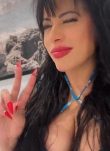 610287469: Chica busca chico en Huesca