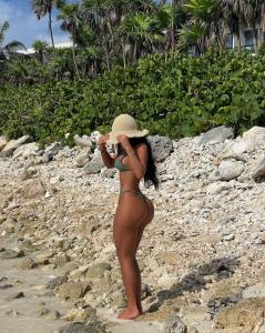 602563975: Chica busca chico en Ibiza