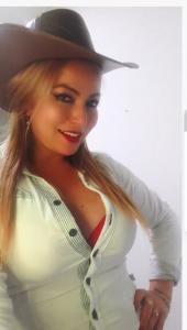 634113985: Chica busca chico en Cantabria