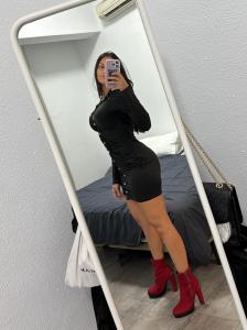 617508073: Chica busca chico en Las Palmas