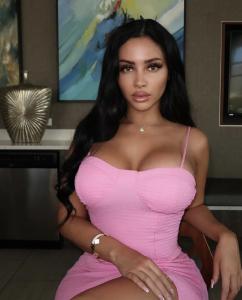 678031648: Chica busca chico en Málaga