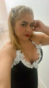 613788924: Chica busca chico en La Coruña
