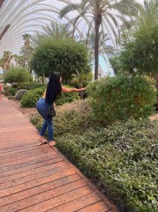 640276010: Chica busca chico en Valencia